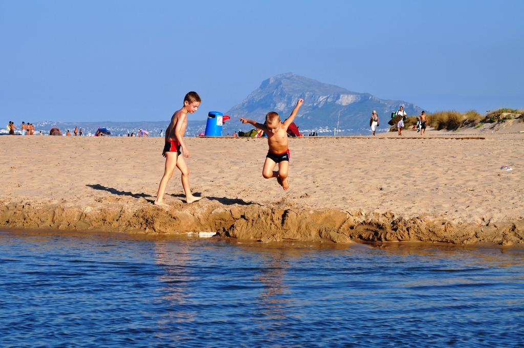 Family Beach Agua Marina Oliva Extérieur photo
